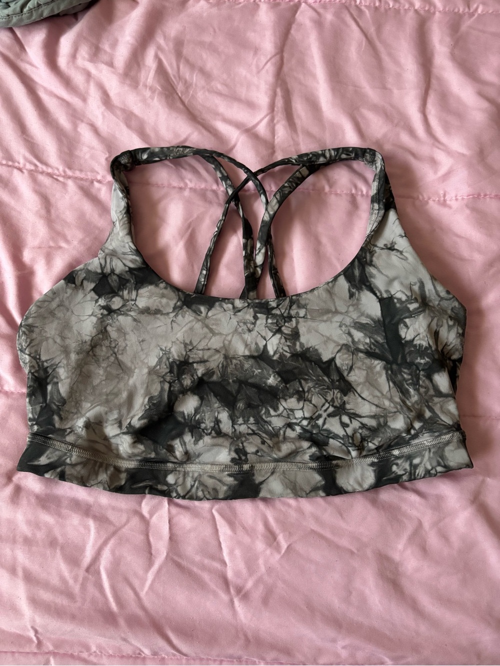 Lululemon energy bra size 10